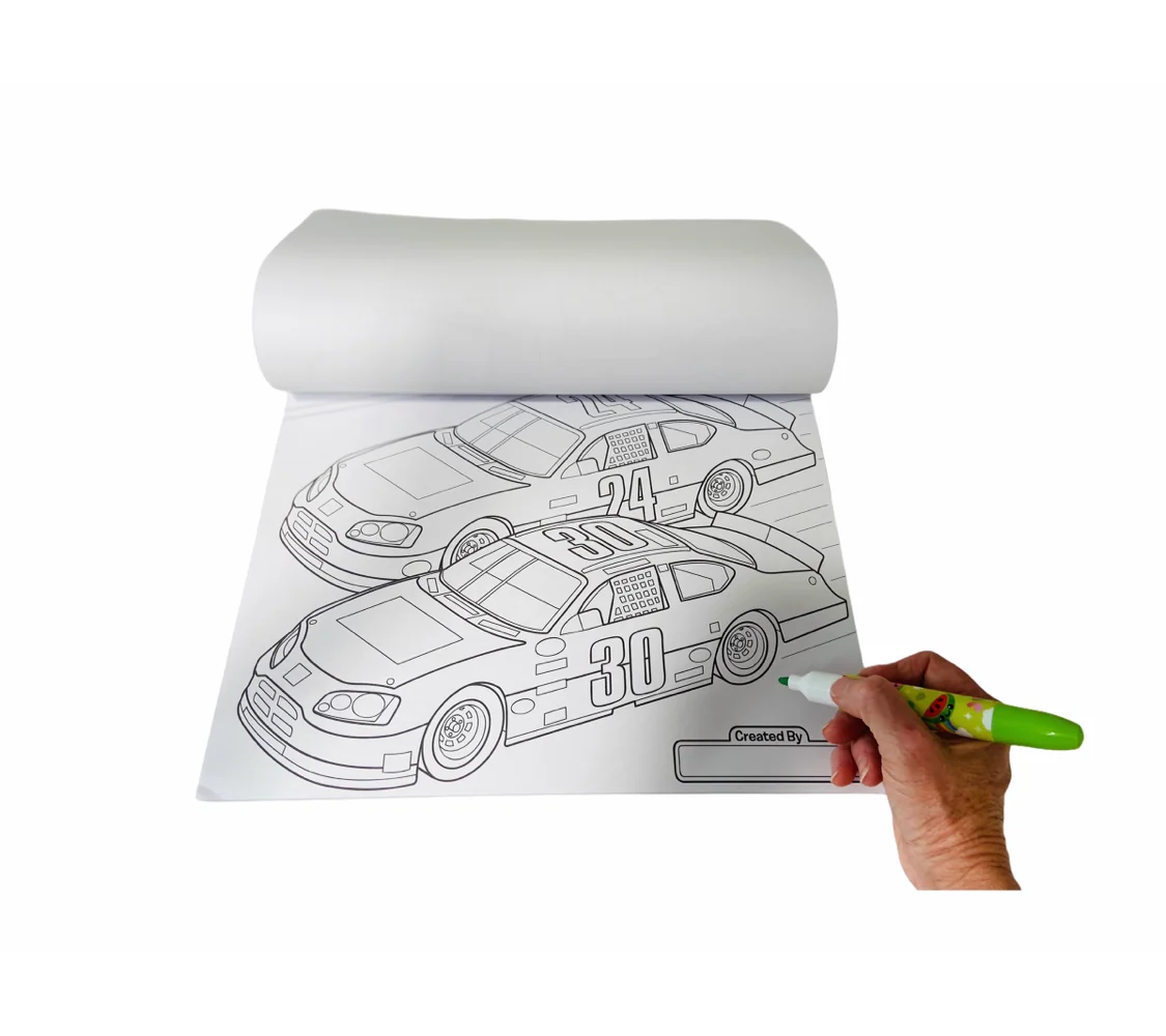 Melissa and Doug Jumbo Colouring Pad - Image 5